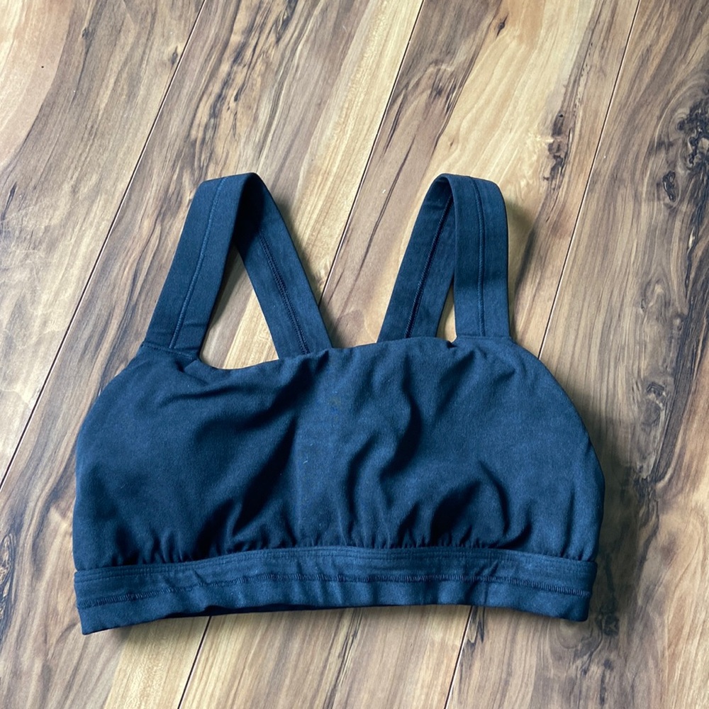 Athleta black sports bra